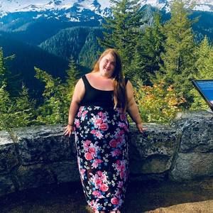 Meet your Posher, Hayley